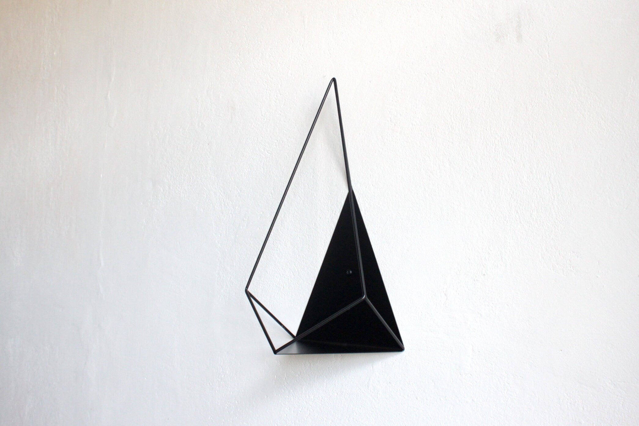 Geometric wall planter - Plant holder ''Ruby'' from ''GEM collection''