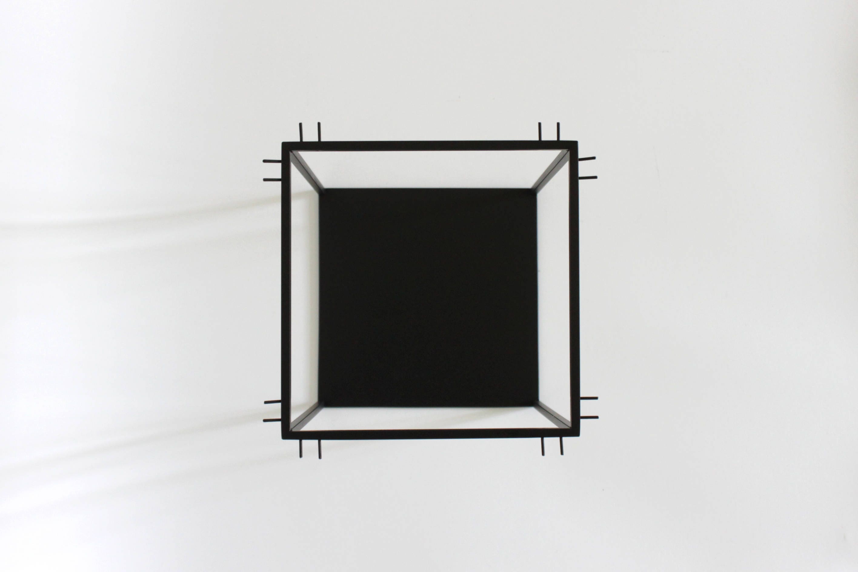 Metal Cube Jewelry Display: Necklace Stand