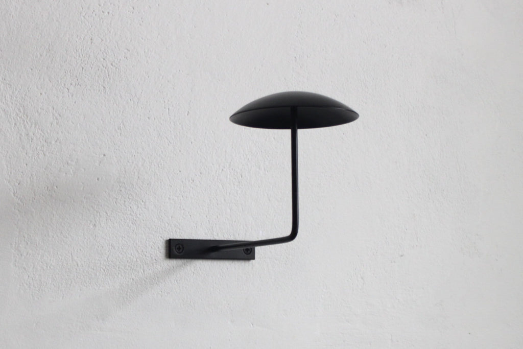Wall Mount Hat Display Rack: Metal Helmet Holder