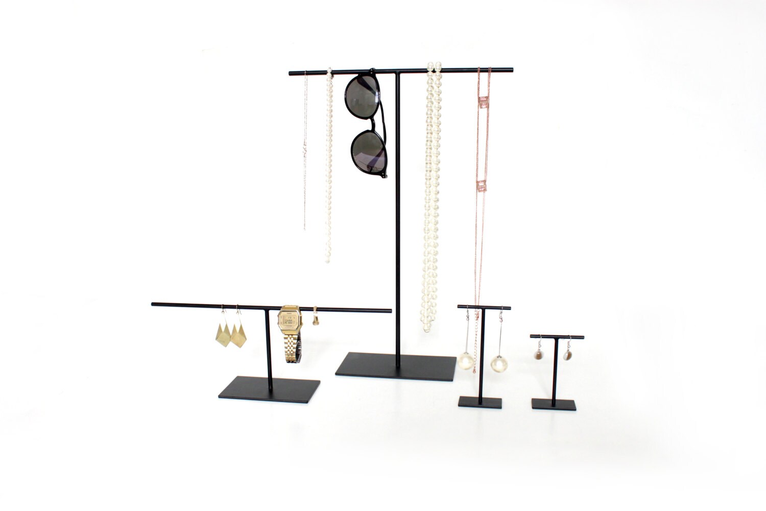 Black Steel Jewelry Stand: Necklace Display Holder