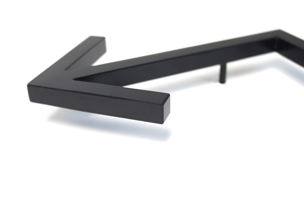 Metal Arrow Wall Decor: Modern Directional Sign