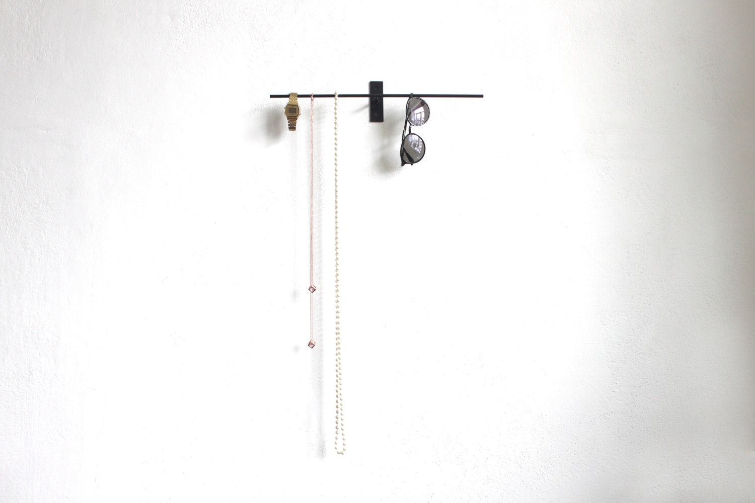 Wall jewellery organiser - welded and black colored - jewellery accessories holder