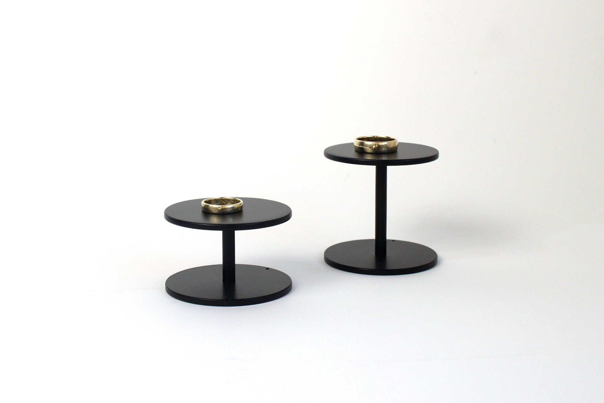 Steel Jewelry Display Stand Set: Modern Exhibition Stands