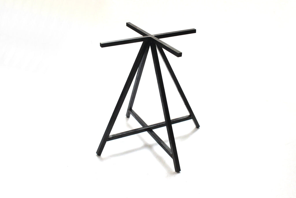 Metal Campfire Fire Pit Stand: Cookware Tripod Grate