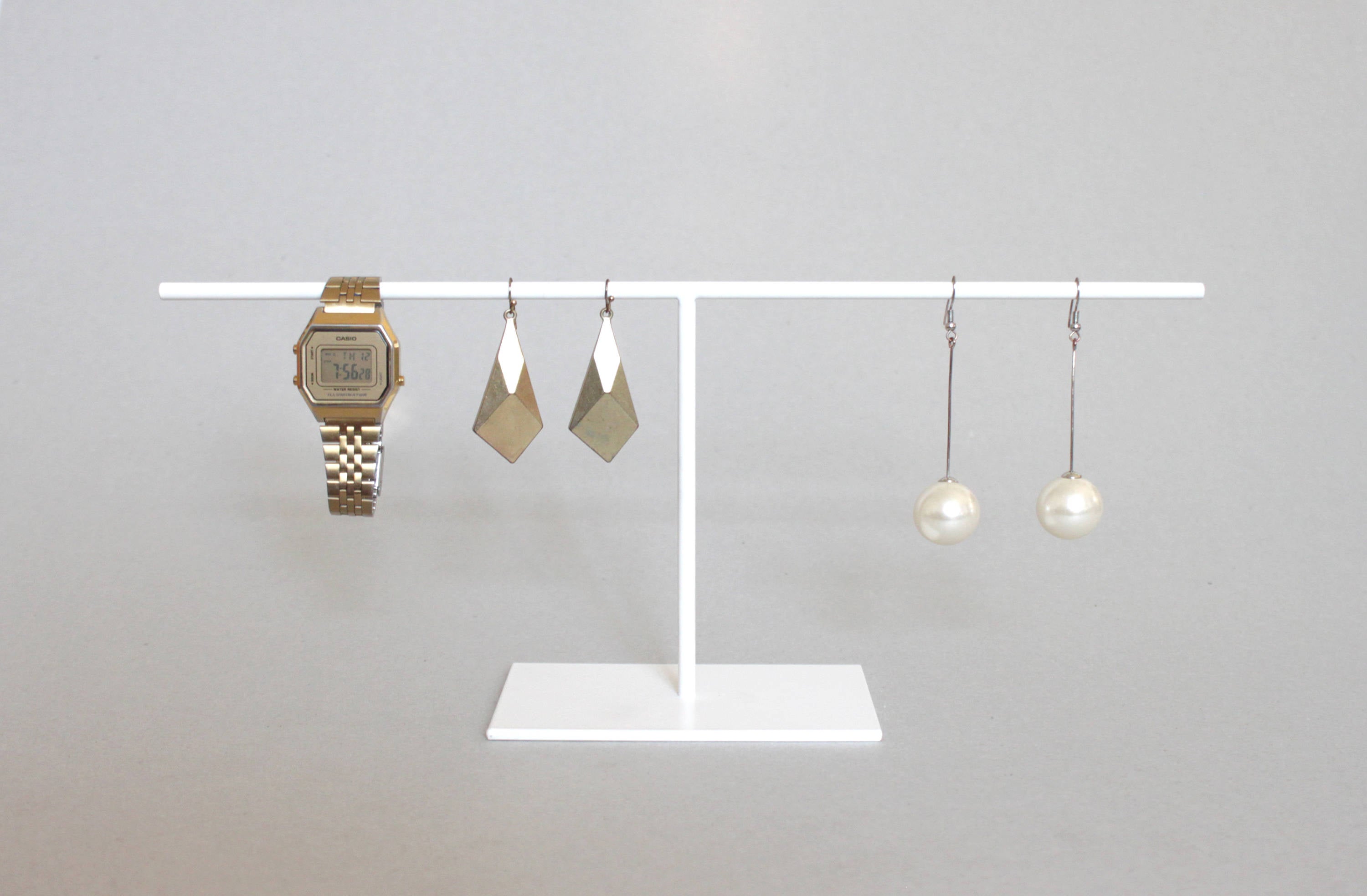 White Steel Jewelry Stand: Bracelet, Earring & Ring Display