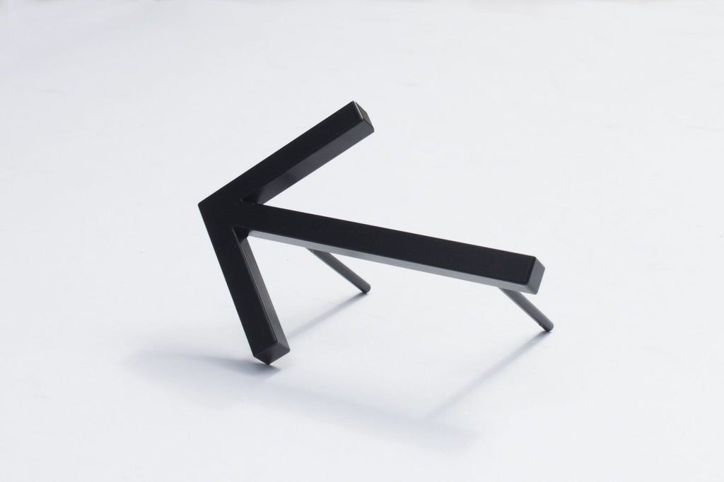 Metal Arrow Wall Decor: Modern Directional Sign