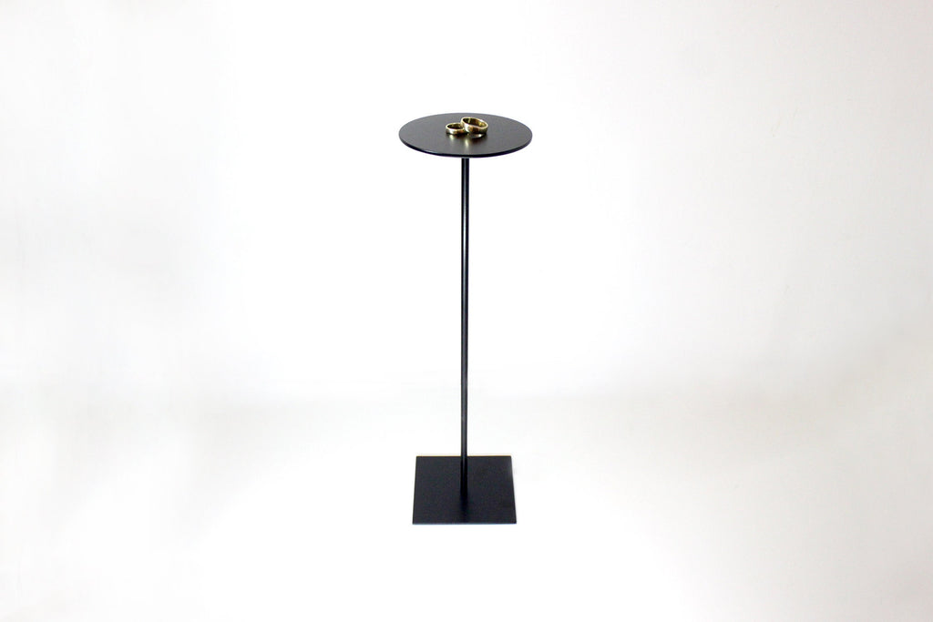 Metal Hat Display Stand: Iron Mask Rack