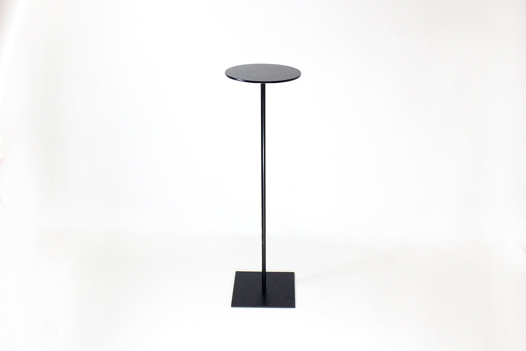 Metal Hat Display Stand: Iron Mask Rack