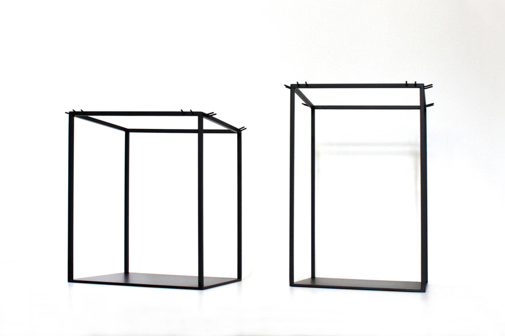 Metal Cube Jewelry Display: Necklace Stand